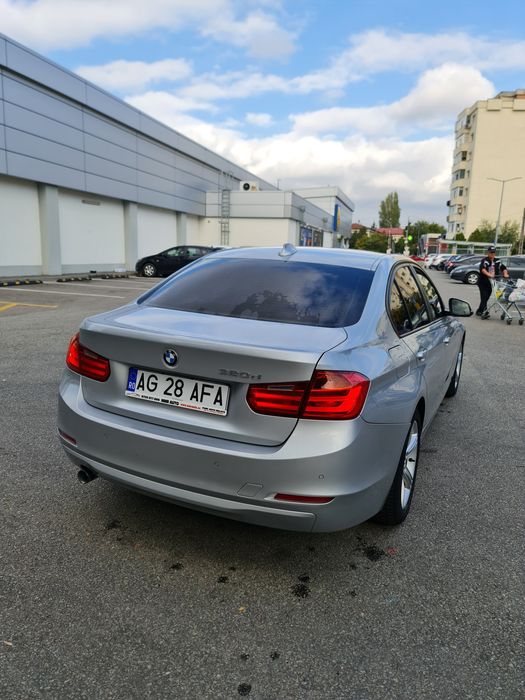 Bmw F30  320 manual