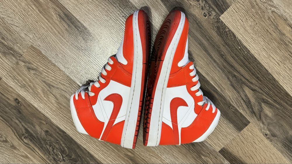 Nike Jordan Air 1 Mid