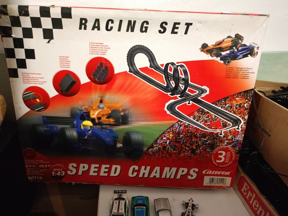 Carrera slot racing писти и колички