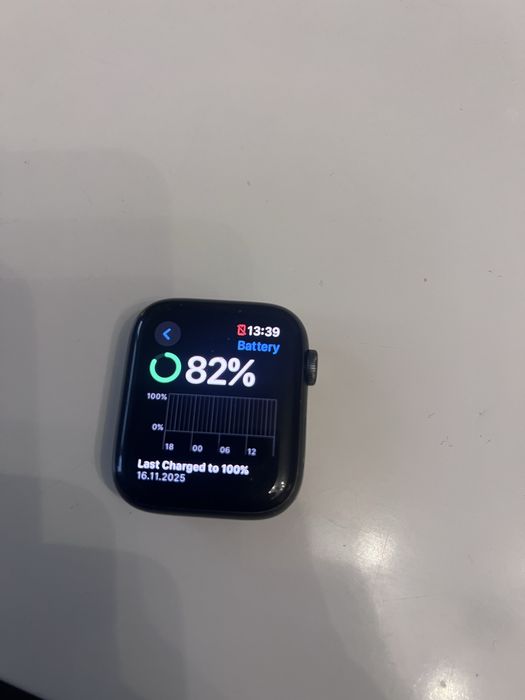 Apple Watch SE 44mm