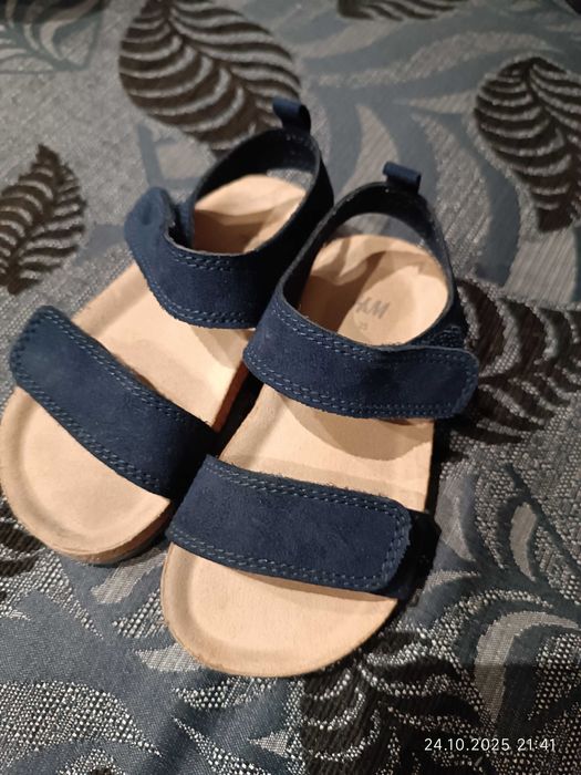 Сандали H & M за момиче