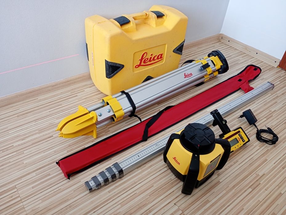 Nivelă laser Leica Rugby 610