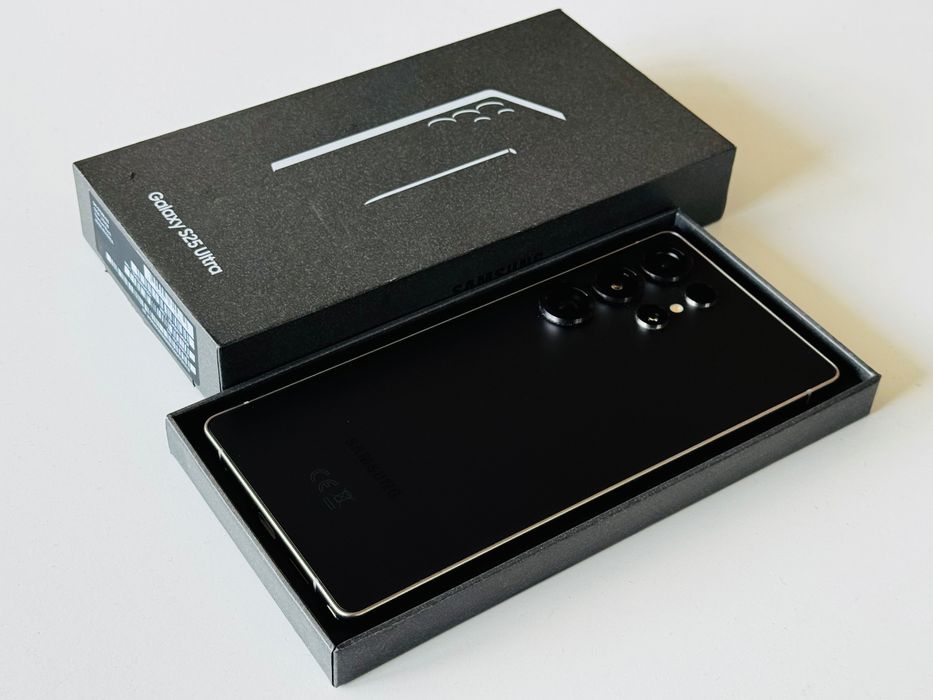 НОВ! Samsung S25 Ultra 256GB Black Titanium Гаранция 1 година