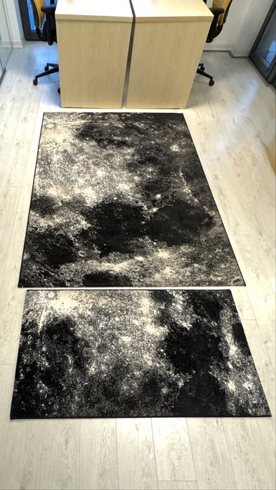 Set mobilier birou + biblioteca +set bar+masute+2 covoare+2 tablouri