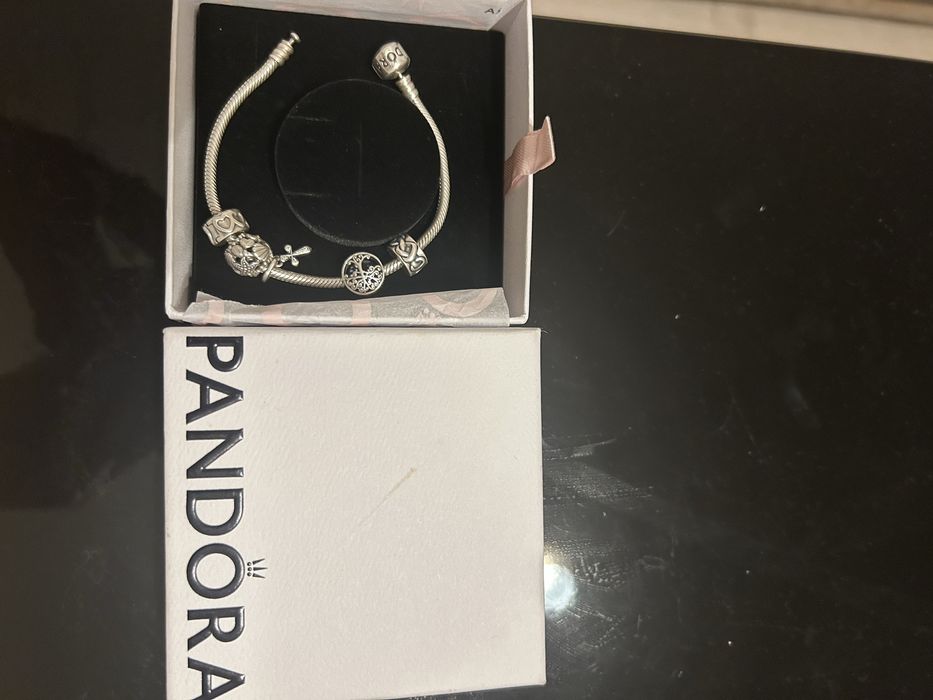 Vand bratara noua Pandora originala