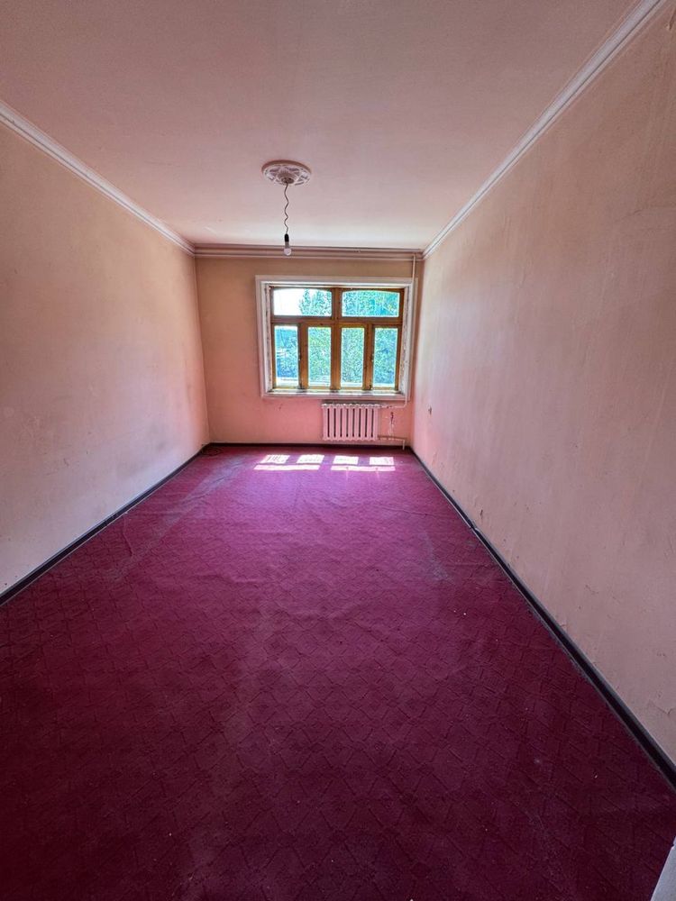 Продам 3 комнатную квартиру Юнусабад 11 квартал