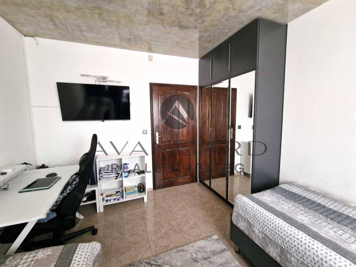 Продава се Тристаен апартамент в Пловдив, Тракия - 118 кв.м за 1864 €/кв.м - Снимка #10