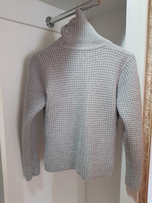 Женская шерстяная кофта