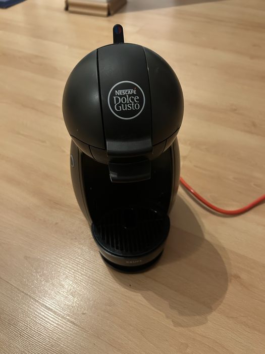 Vand expressor Nescafe DOLCE GUSTO