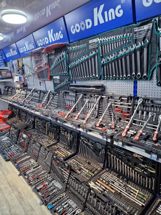 Инструменты. Наборы ключей. Домкраты. Гидролапы. Force