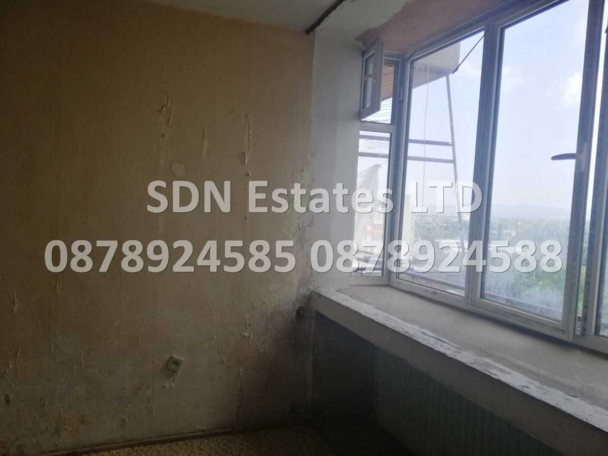 Продава се Тристаен апартамент в Казанлък - 96 кв.м за 489 €/кв.м - Снимка #1