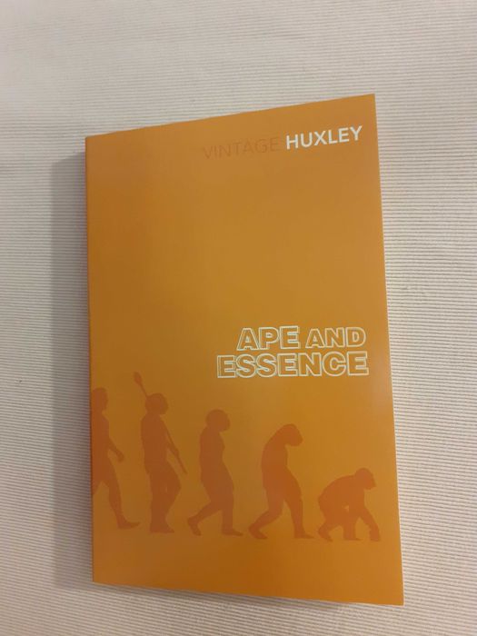 Huxley si Wyndham - romane sciece fiction, carti noi