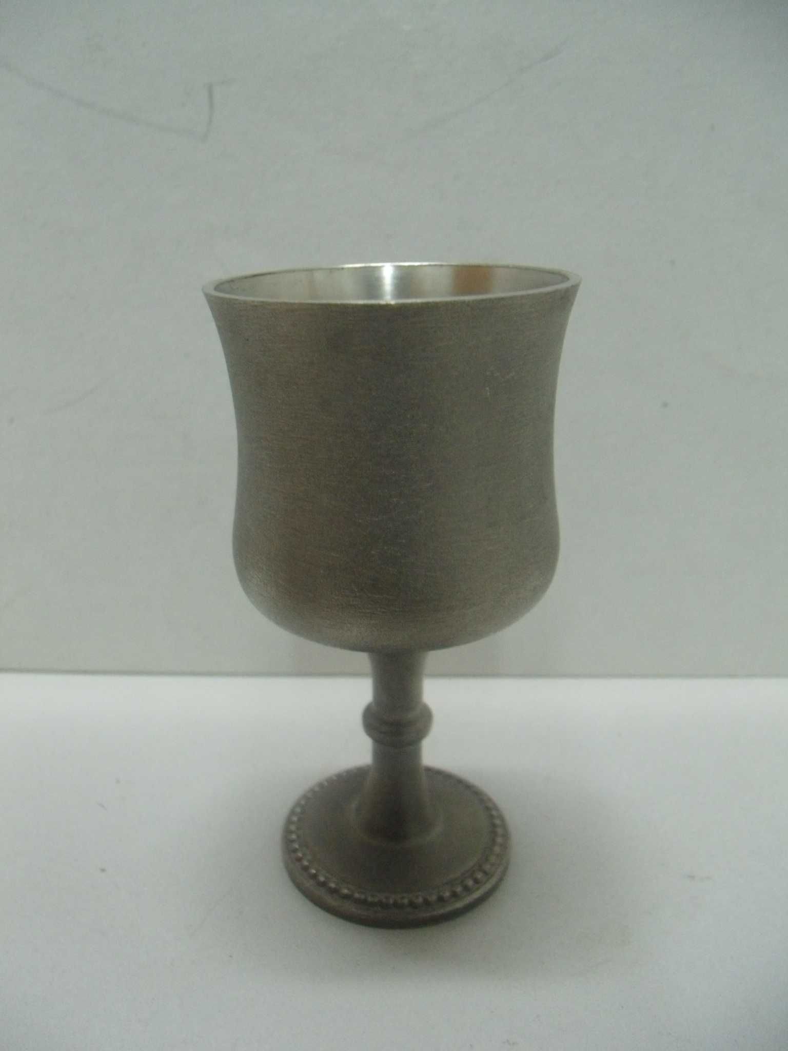 оф.7323 стара метална чашка