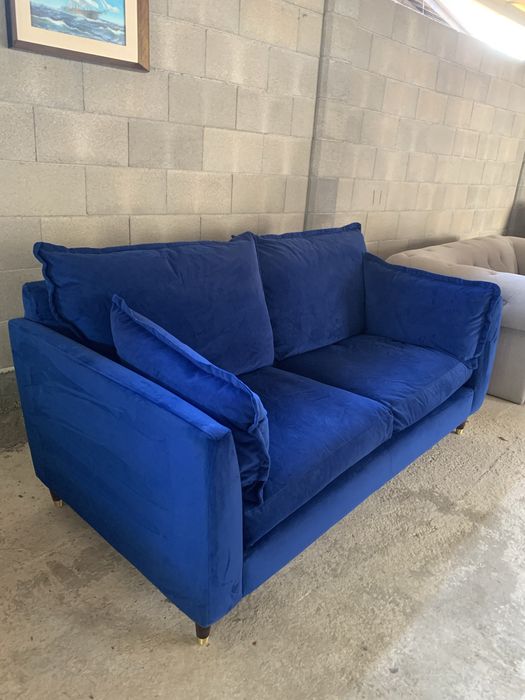 Двуместен диван !!!