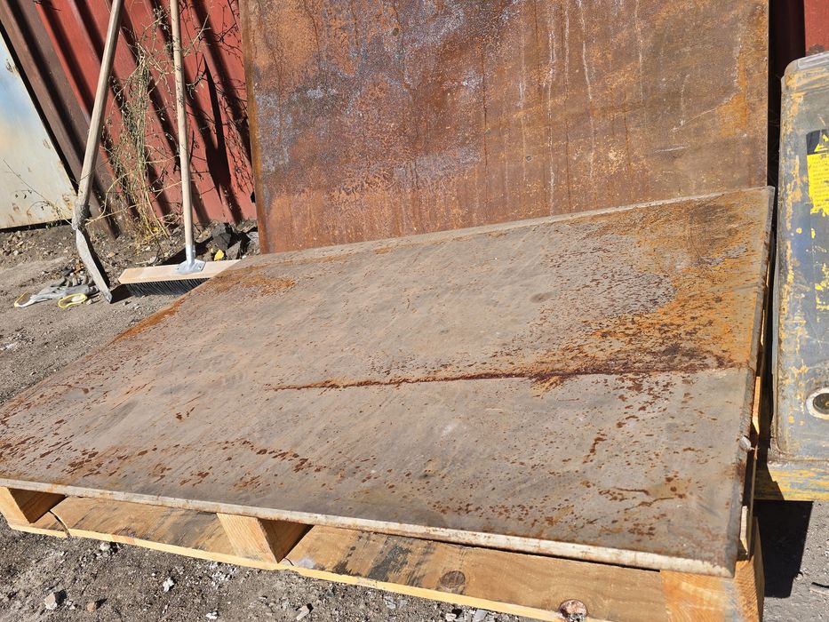 Plăci oțel 15 mm – 137×100 cm, >100 kg/buc, ideale acoperire șanț