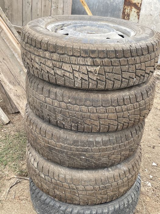Продам зимние колеса шины р14