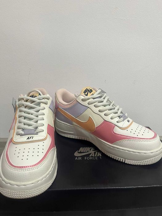 Adidasi Nike Air Force