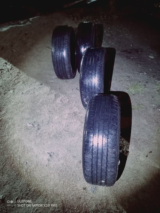 Продам резину летнюю