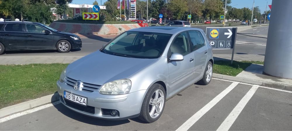 VW Golf 5 2005, 1.4 benzina , trapa