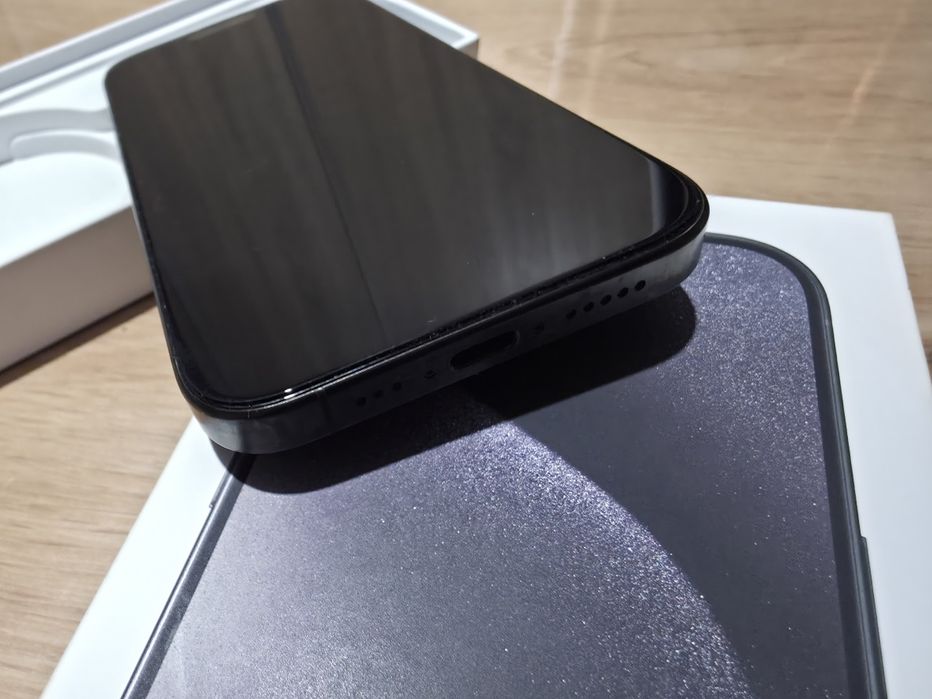 IPhone 15 pro 128 gb