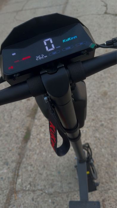 Trotineta electrica kukirin g2 2025