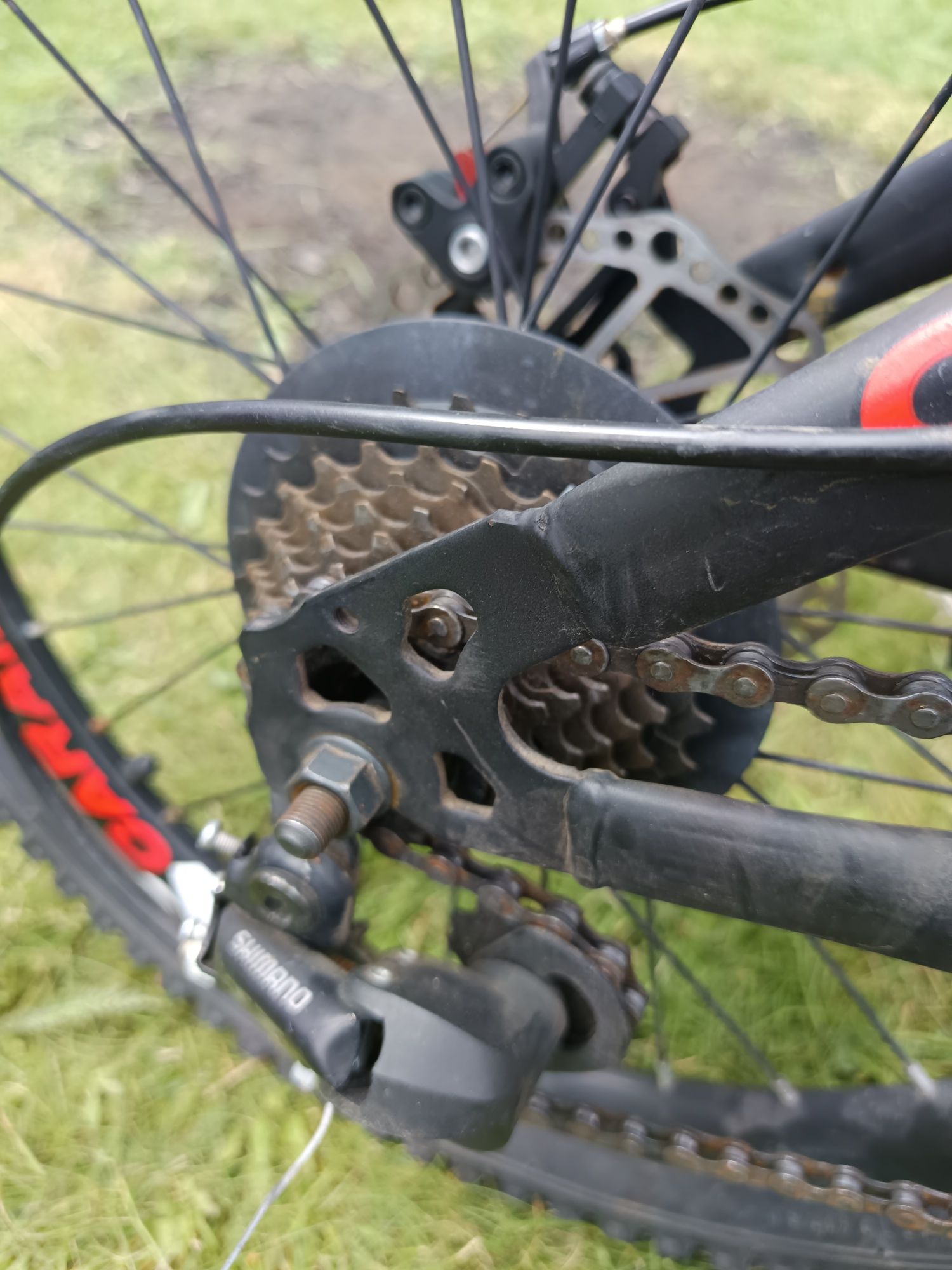 Bicicleta ,folosita 1 an