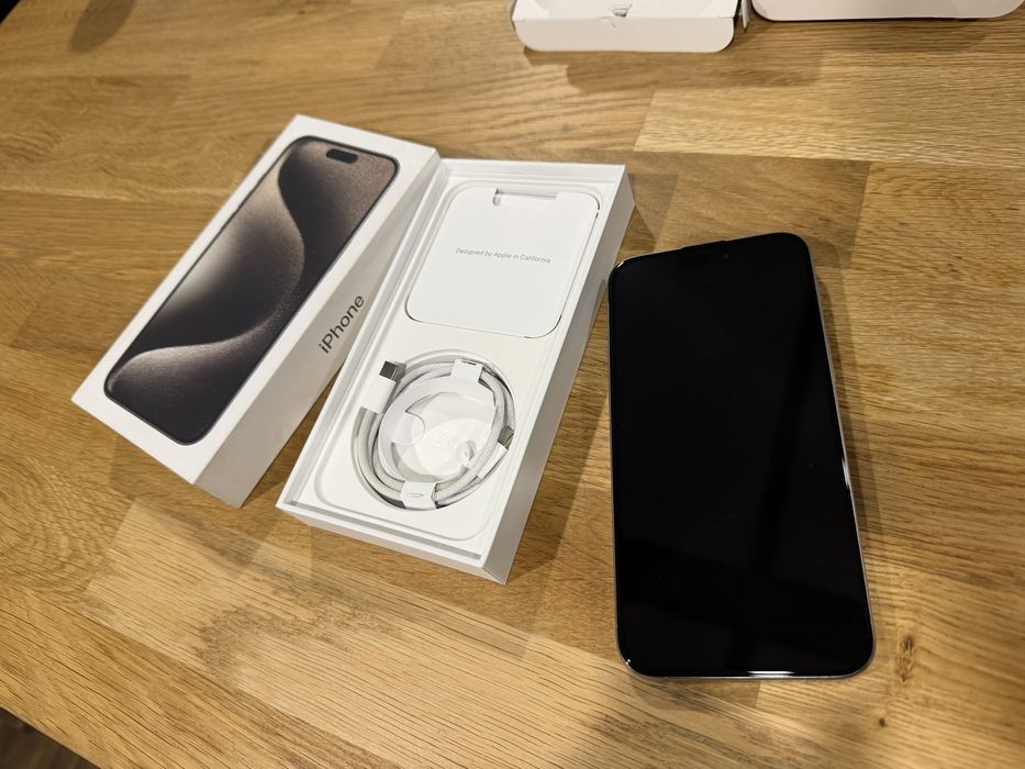 iPhone 15 Pro Max 256GB Natural Titanium + кейсове