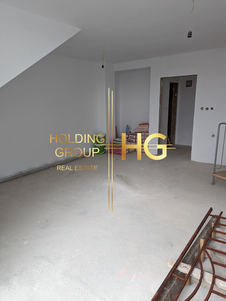 Продава се Тристаен апартамент в Варна, Зимно кино Тракия - 166 кв.м за 859 €/кв.м - Снимка #5