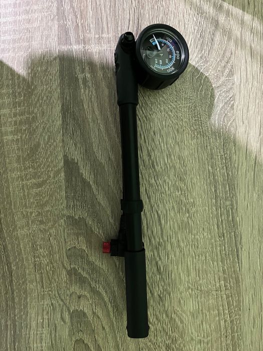 Помпа за вилки, шокове, амортисьори