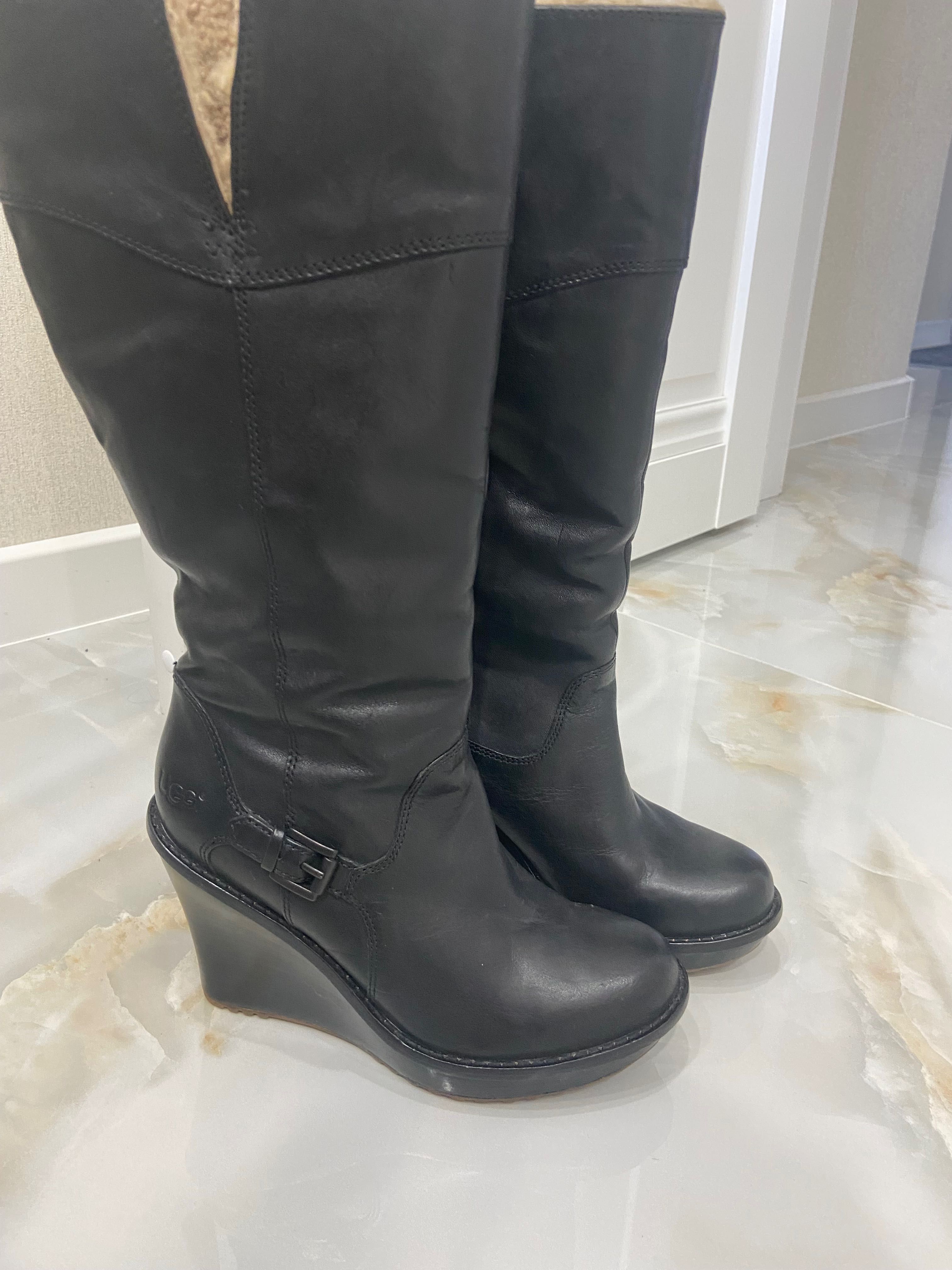 Продам зимние сапоги Ugg