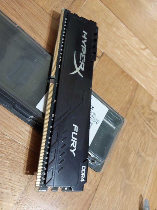 32GB 3200Mhz CL16 - HyperX Fury
