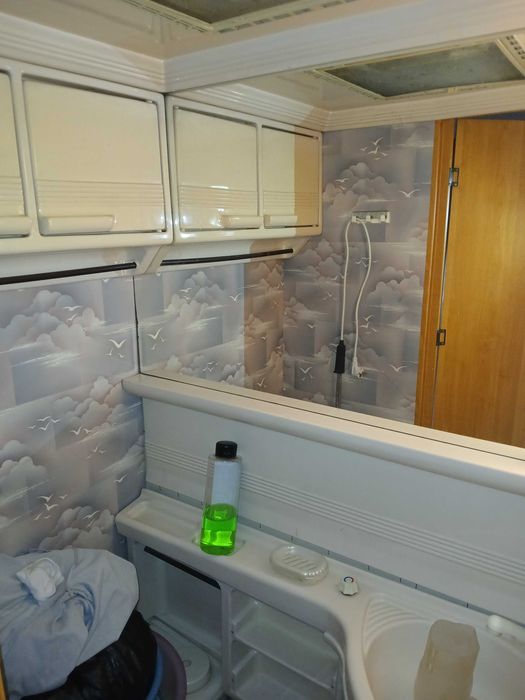 Продавам каравана Хоби 94г.