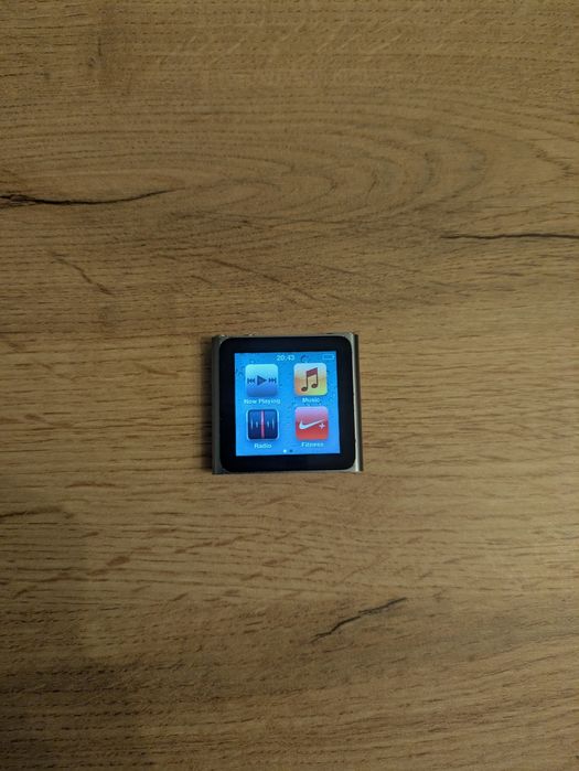 Apple iPod Nano 6
