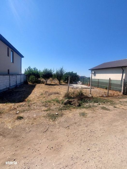 Teren Cu Autorizație De Construcție In Lazu – 343 Mp| Sau Casa La