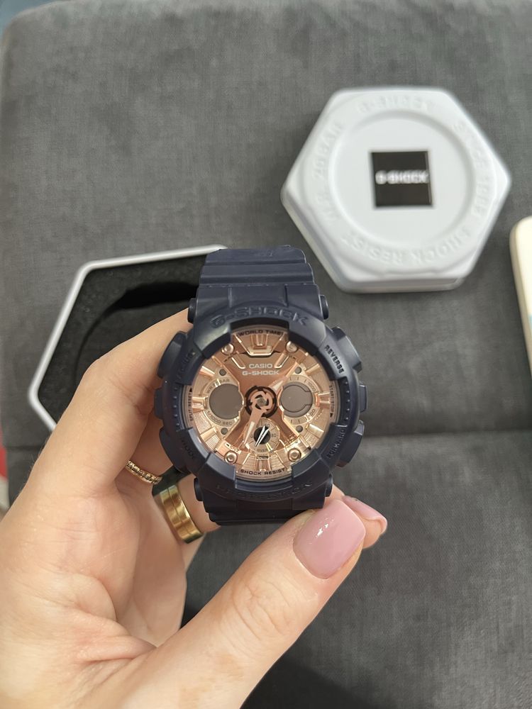 Ceas G-Shock mov