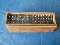 Joc DOMINO in cutie de lemn