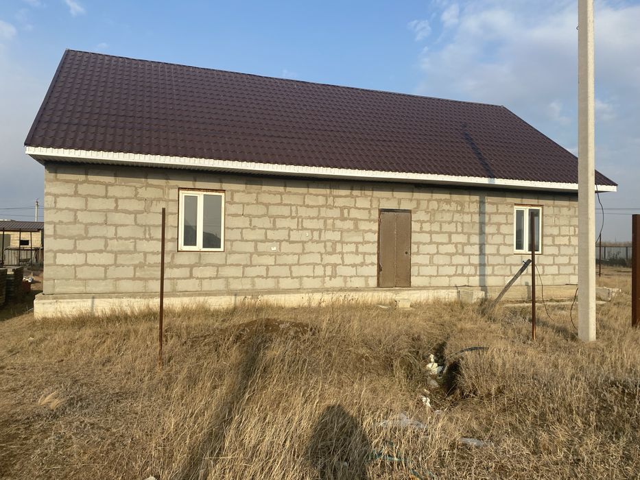 Участок 10 соток с недостроенным домом