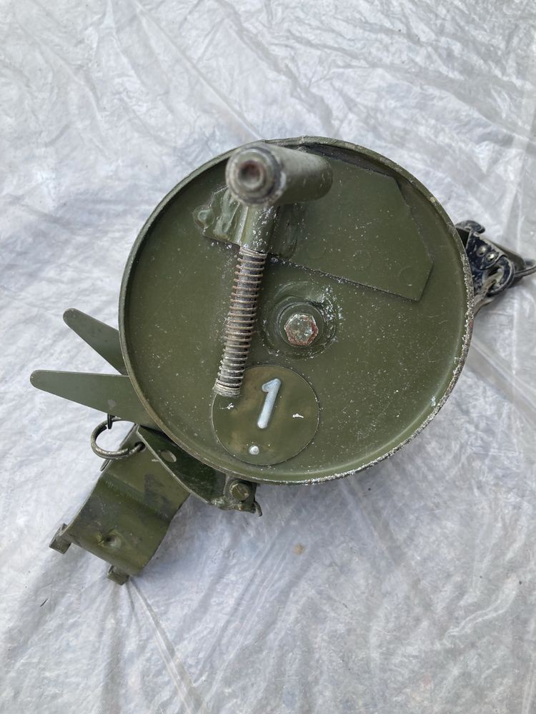 Лебедка военного образца