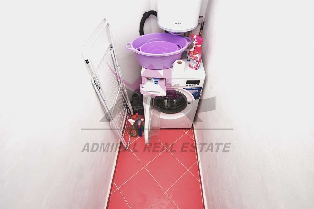 Тристаен -обзаведен -Аспарухово