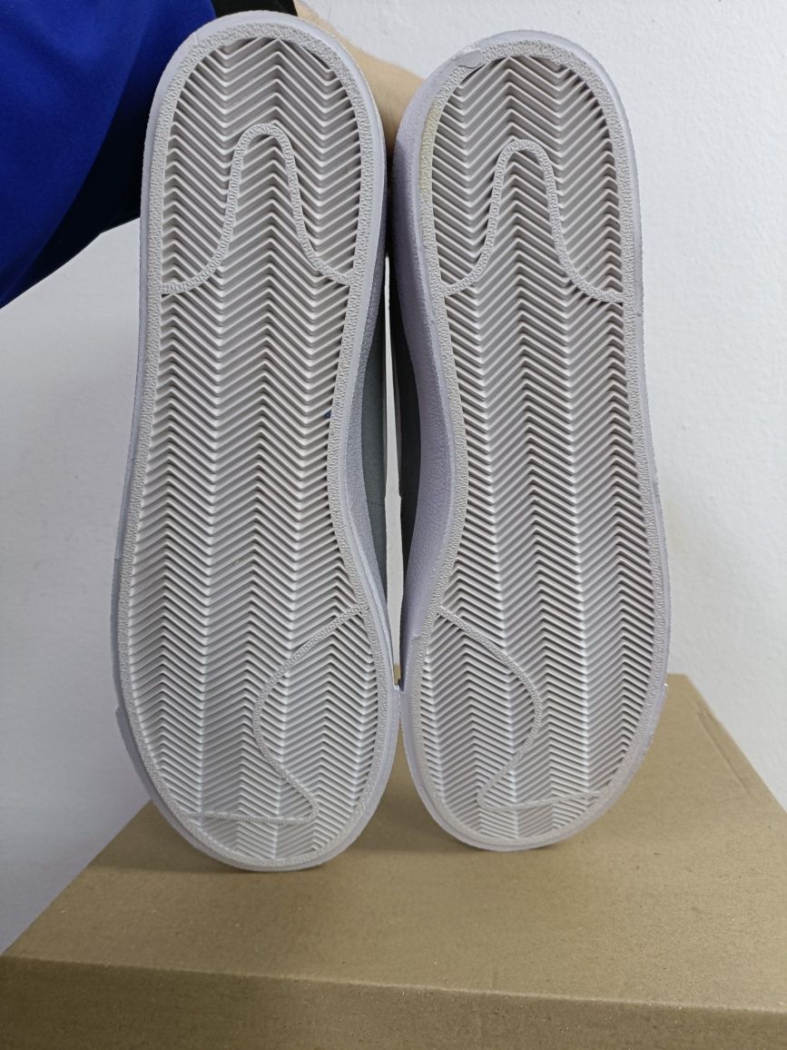 Nike Blazer Mid номер 45.5