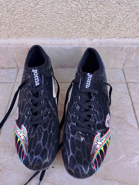 Vând ghete de fotbal Joma, mărimea 39