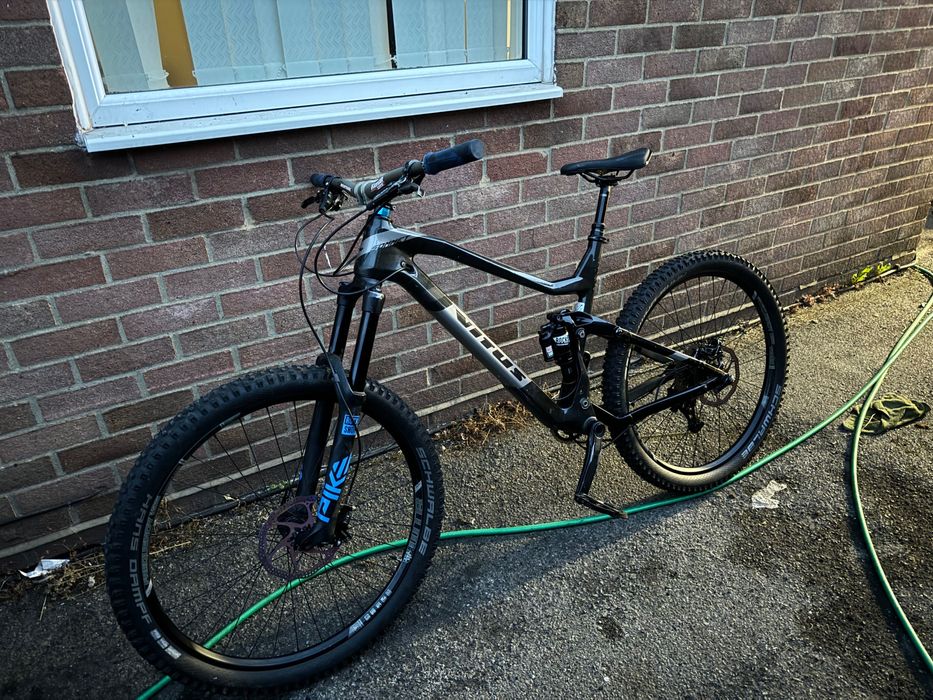 Vitus sommet CARBON 27,5 L