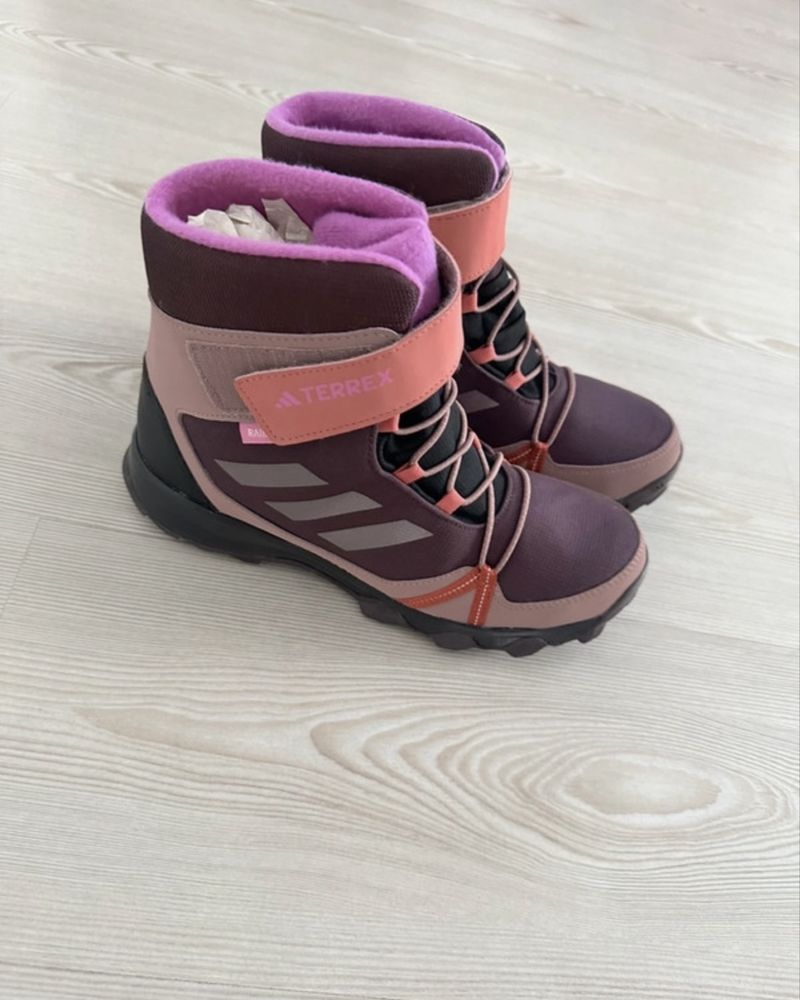 Ghete Adidas Terrex