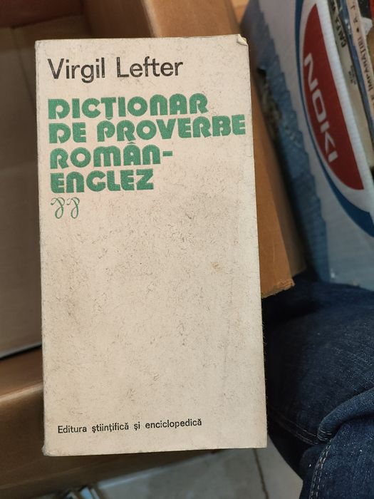 Dicționar de proverbe român francez și român englez