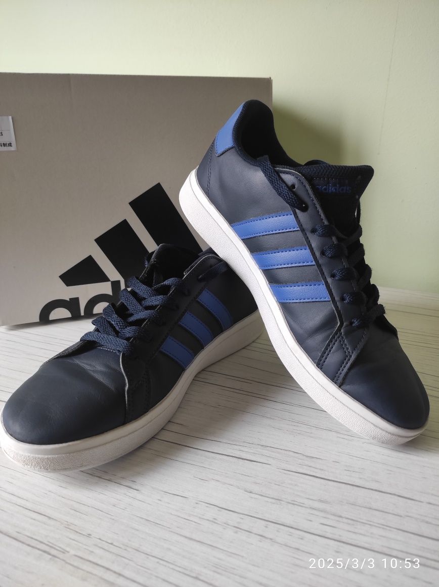 Оригинални кожени маратонки ADIDAS