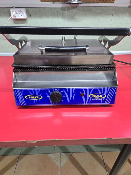 Продается профессиональный Тостер гриль "Пимак" Турция