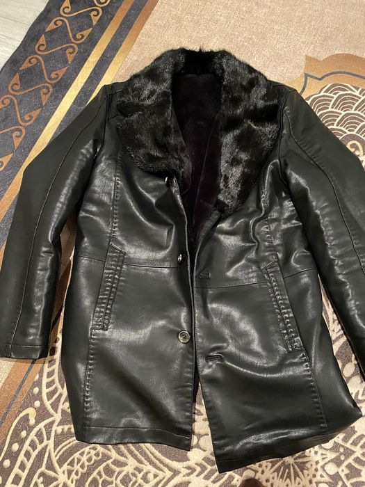 Продам мужскую зимнюю кожанную куртку