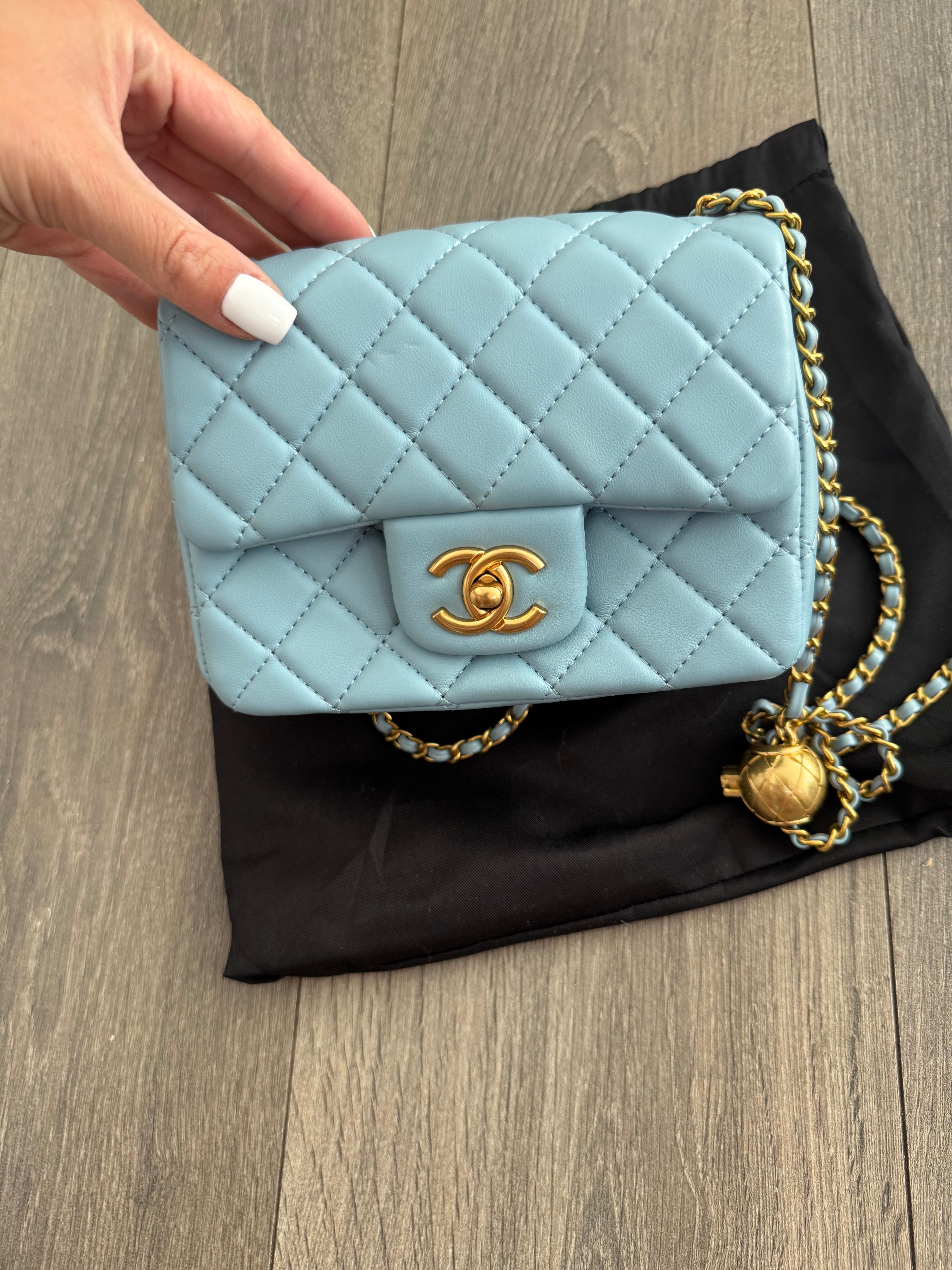 Малка чанта Chanel