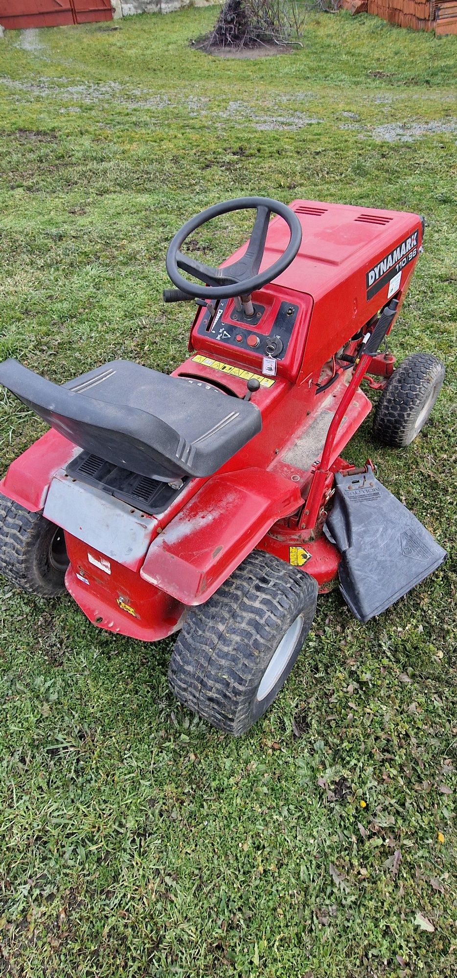 Tractoras gazon(iarba)Muray Dynamark 110/96 13 cai - evacuare laterala