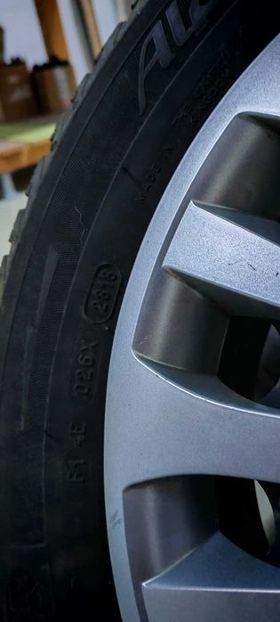 Jante tabla R15 si Anvelope Iarna 175/65/15 Toyota 4 prezoane